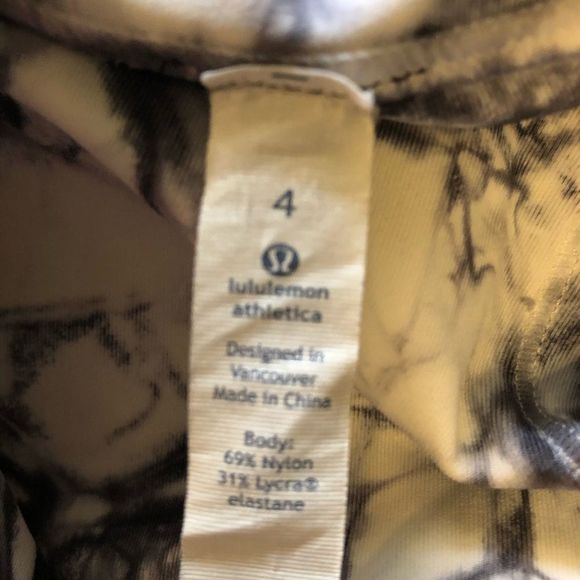 Lululemon Size 4 - Picture 5 of 6